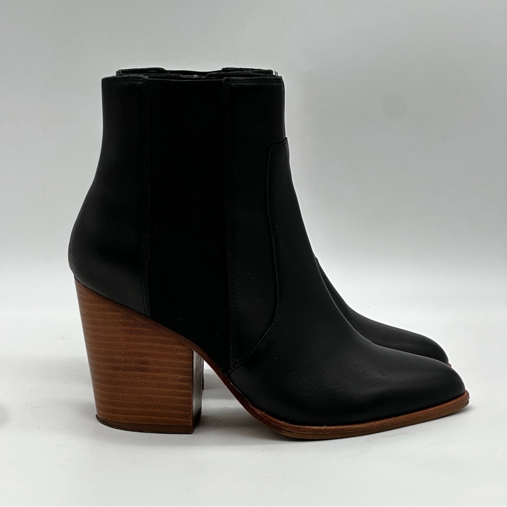 Soludos Ankle Booties. Size 7